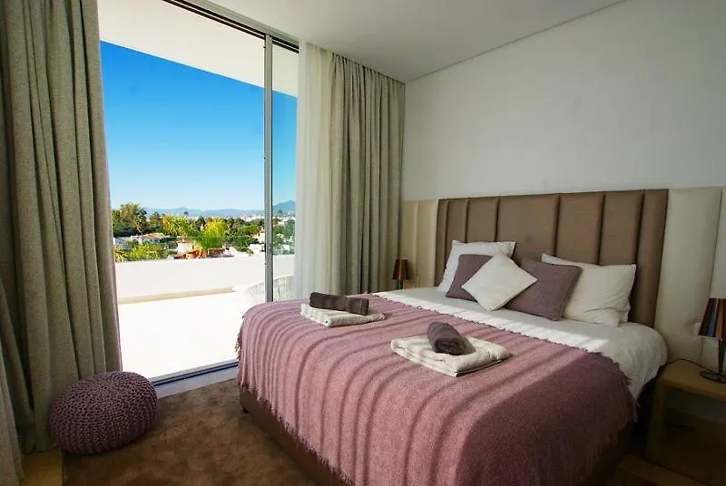 Beautiful Villa With Amazing Views Marbella