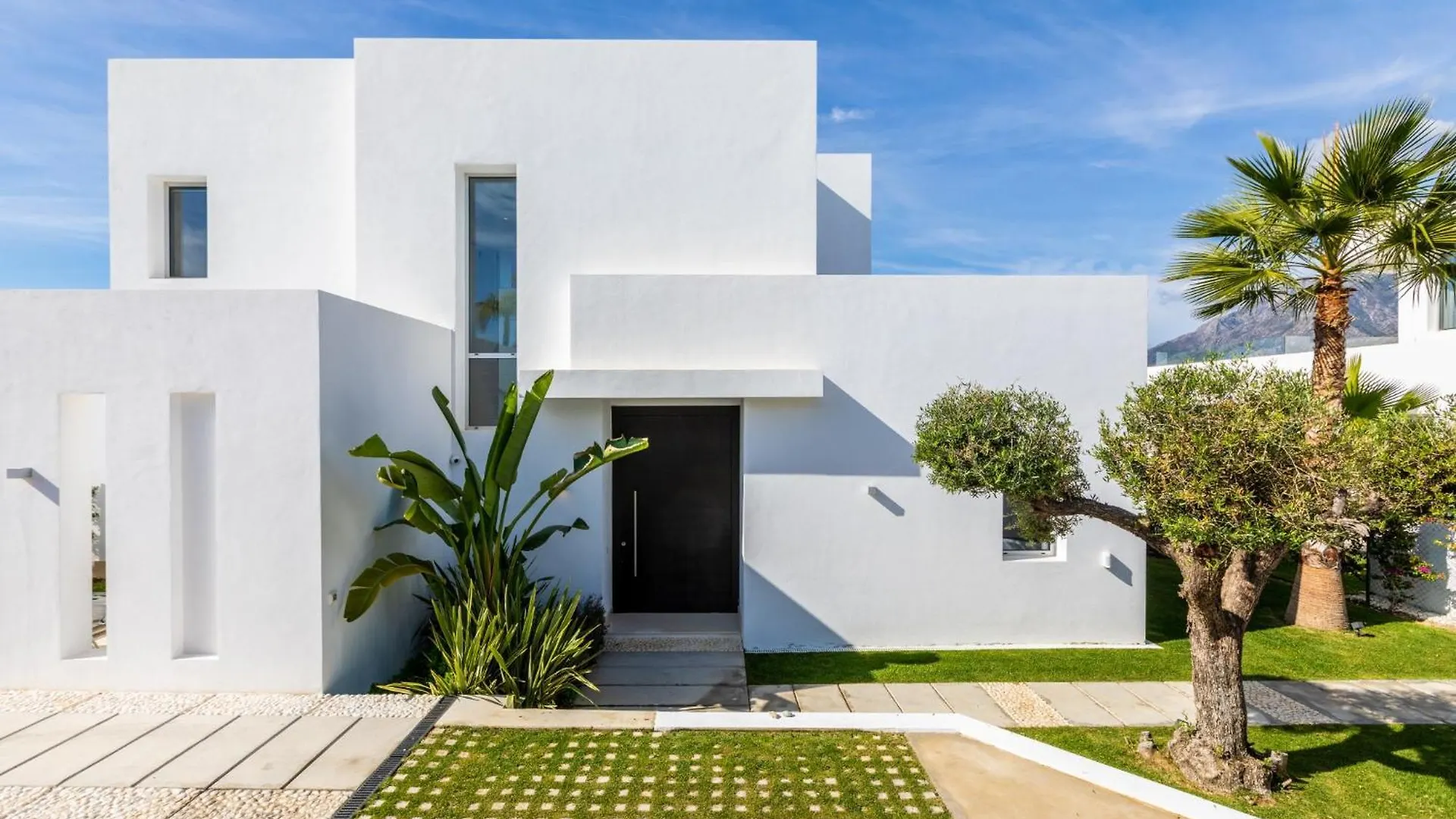 Beautiful Villa With Amazing Views Marbella