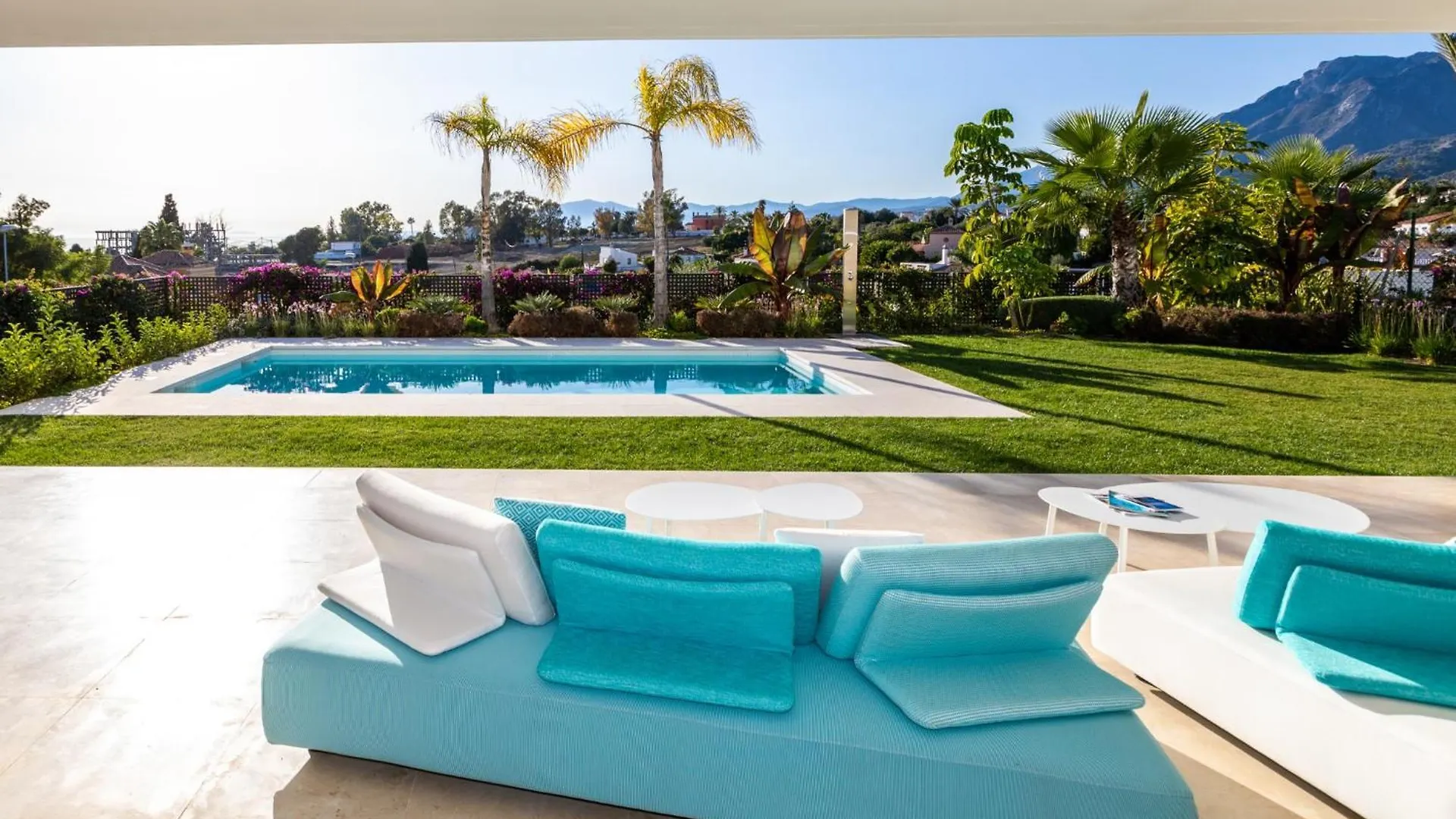 Beautiful Villa With Amazing Views Marbella Spain